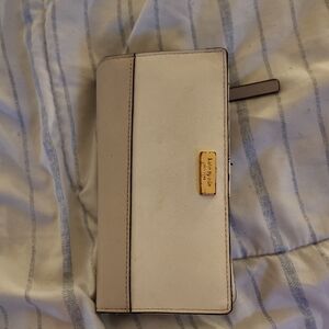 Kate Spade Cream and Gray Wallet